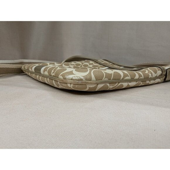 Coach Crossbody Purses Gold Cream Logo - Picture 5 of 8